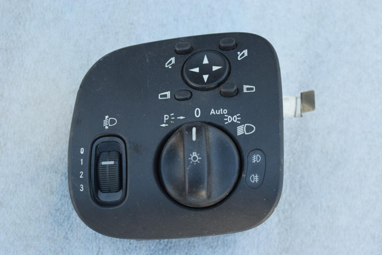 переключатель света Mercedes-Benz CLC-Класс 1 поколение 2009, 2.1 л., дизель, АКПП, купе, правый руль, 2035452704 - фото №1