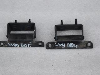 петля крышки багажника Volvo XC90 1 поколение [рестайлинг] 2011, 2.4 л., D5, D 5244 T4, дизель, АКПП, черный, внедорожник 5 дв., полный подключаемый привод, 9483797