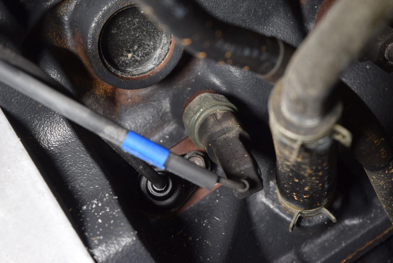 датчик давления масла Hyundai Matrix 1 поколение 2002, 1.5 л., CRDi, D3EA, дизель, МКПП - фото №1