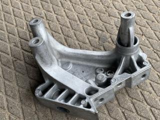 кронштейн двигателя Volkswagen Passat B7 2013, 1.4 л., CAXA, бензин, универсал, 04L199207