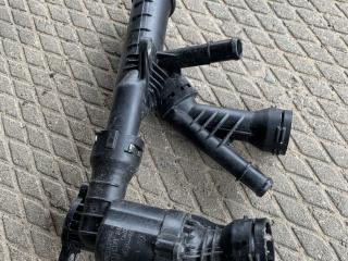 корпус термостата Volkswagen Golf 7 поколение 2016, 2.0 л., CRLB, дизель, хетчбэк 5 дв., 04L1211111H, 04L121026