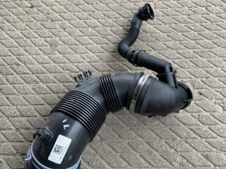 патрубок (трубопровод, шланг) Volkswagen Golf 7 поколение 2016, 2.0 л., CRLB, дизель, хетчбэк 5 дв., 5Q0129654J