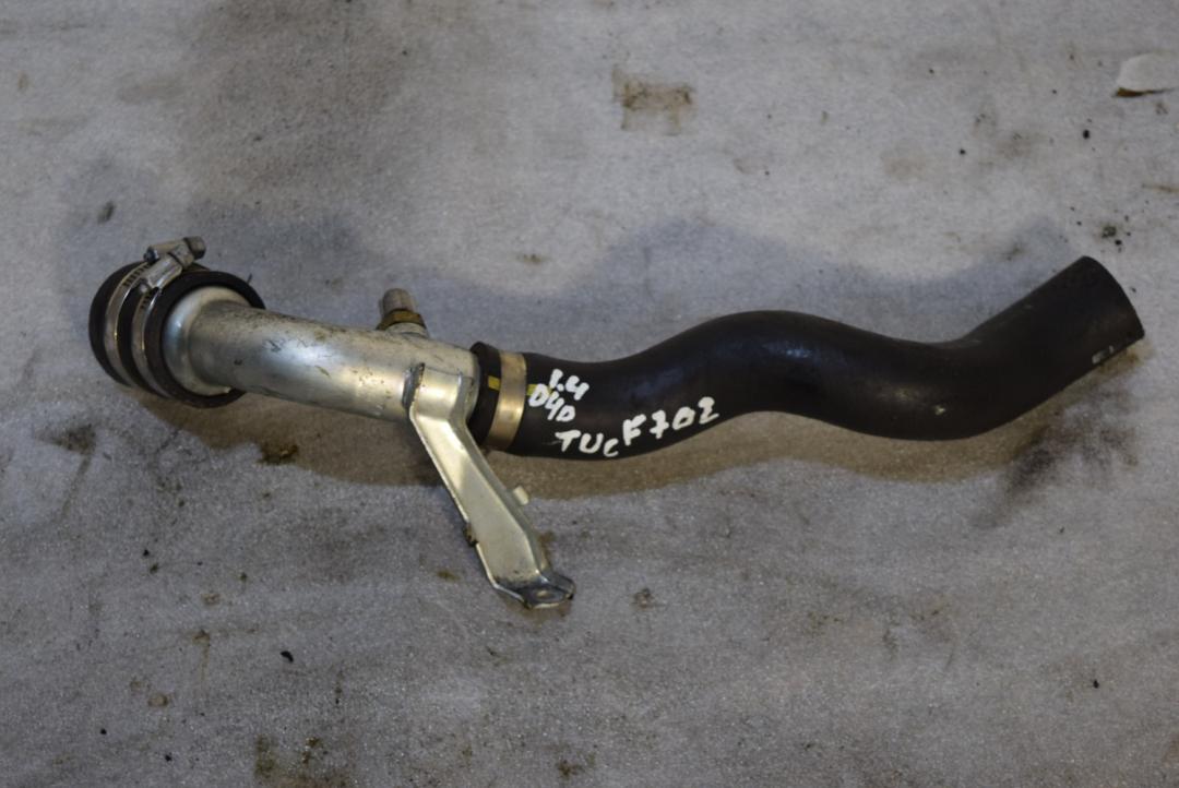 патрубок интеркулера Toyota Urban Cruiser 1 поколение 2012, 1.4 л., 1ND-TV, дизель, МКПП, хетчбэк 5 дв. - фото №1