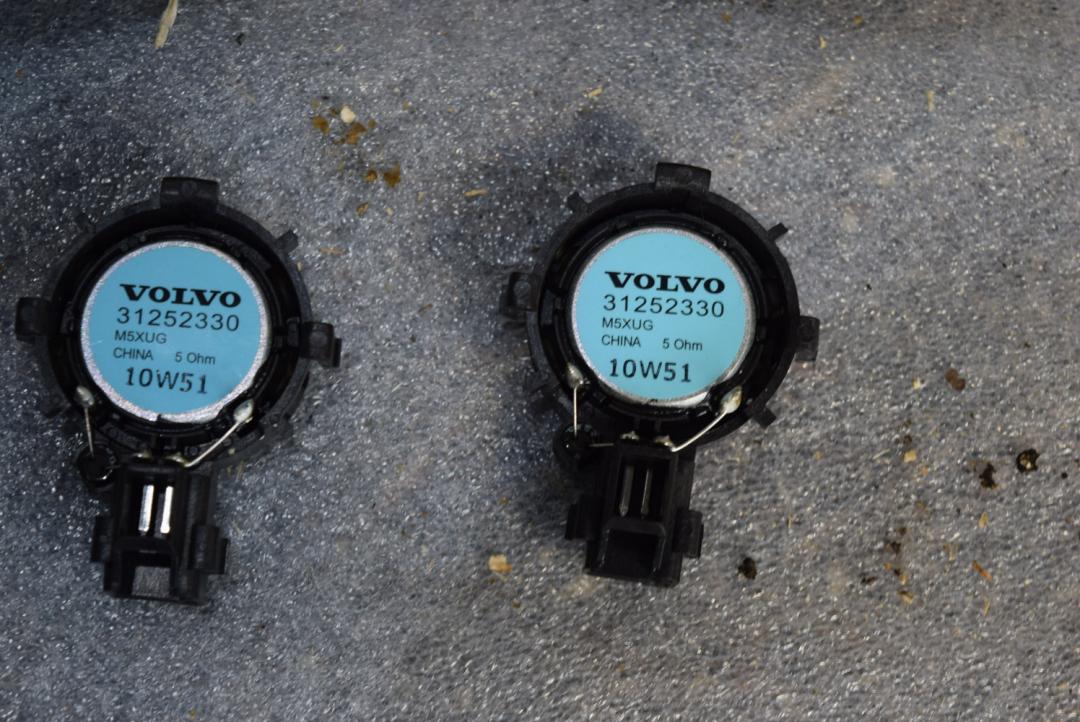 динамик высокочастотный (пищалка) Volvo XC60 1 поколение 2011, 2.4 л., дизель, АКПП, универсал, 31252330 - фото №1