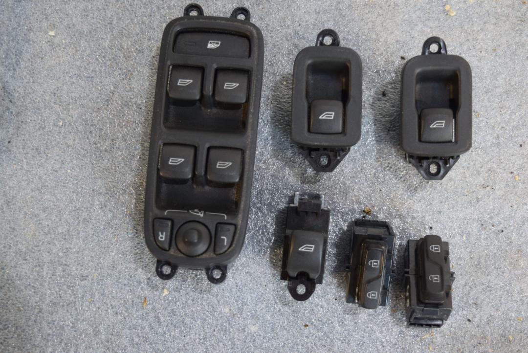 кнопка стеклоподъемника двери задней Volvo XC60 1 поколение 2011, 2.4 л., дизель, АКПП, универсал, 31272013 - фото №1