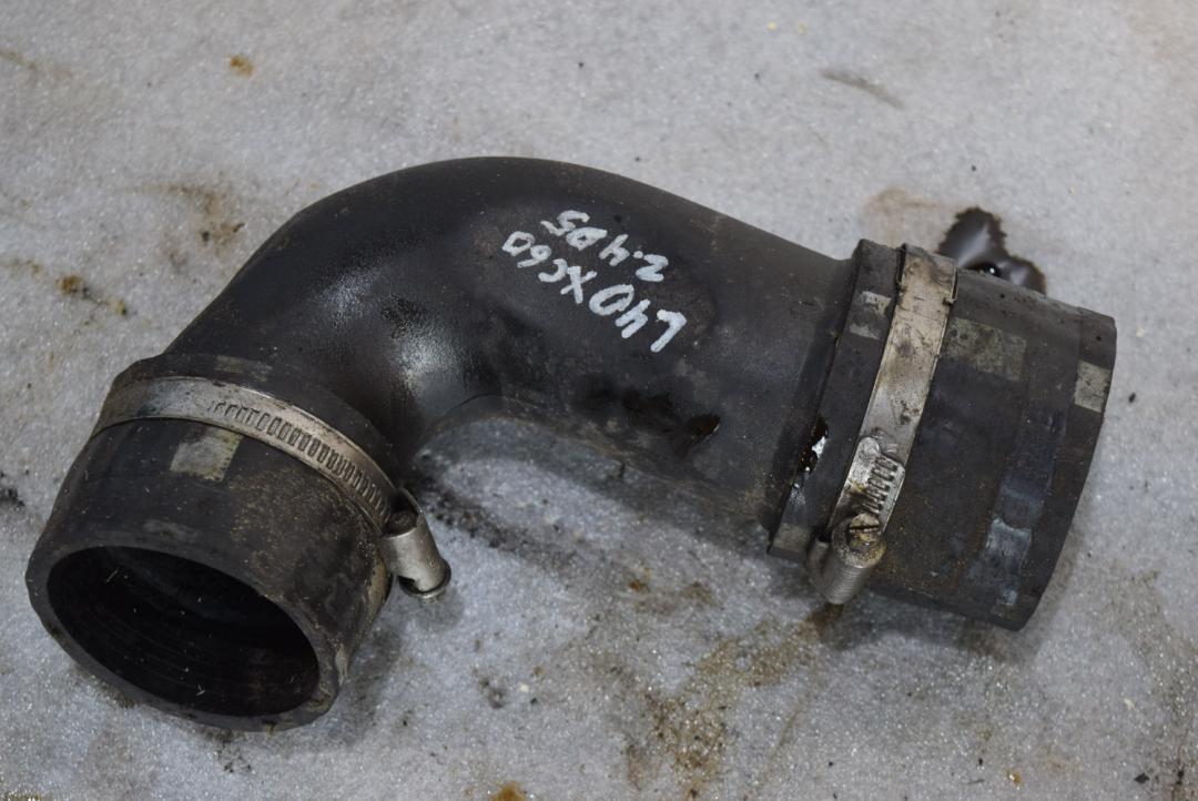 патрубок интеркулера Volvo XC60 1 поколение 2011, 2.4 л., дизель, АКПП, универсал, 30751920 - фото №1