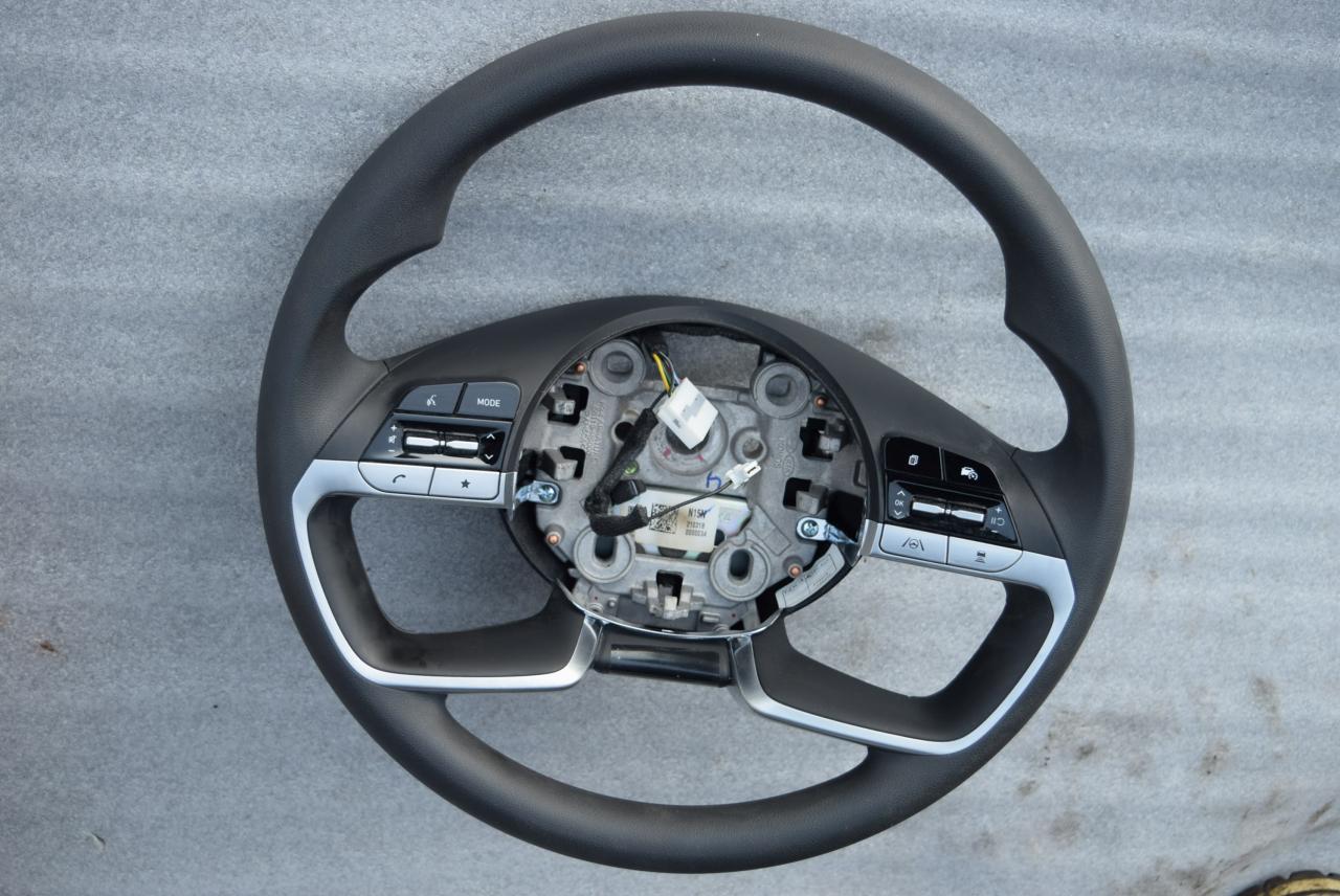 руль Hyundai Tucson 4 поколение TL 2021, 2.5 л., 2ZZ-GE, бензин, АКПП, 68118N9000 - фото №1