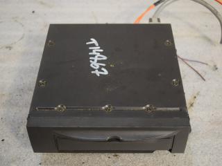 навигация Volvo XC90 1 поколение 2004, 2.9 л., бензин, АКПП, песочный, универсал, правый руль, 306796991