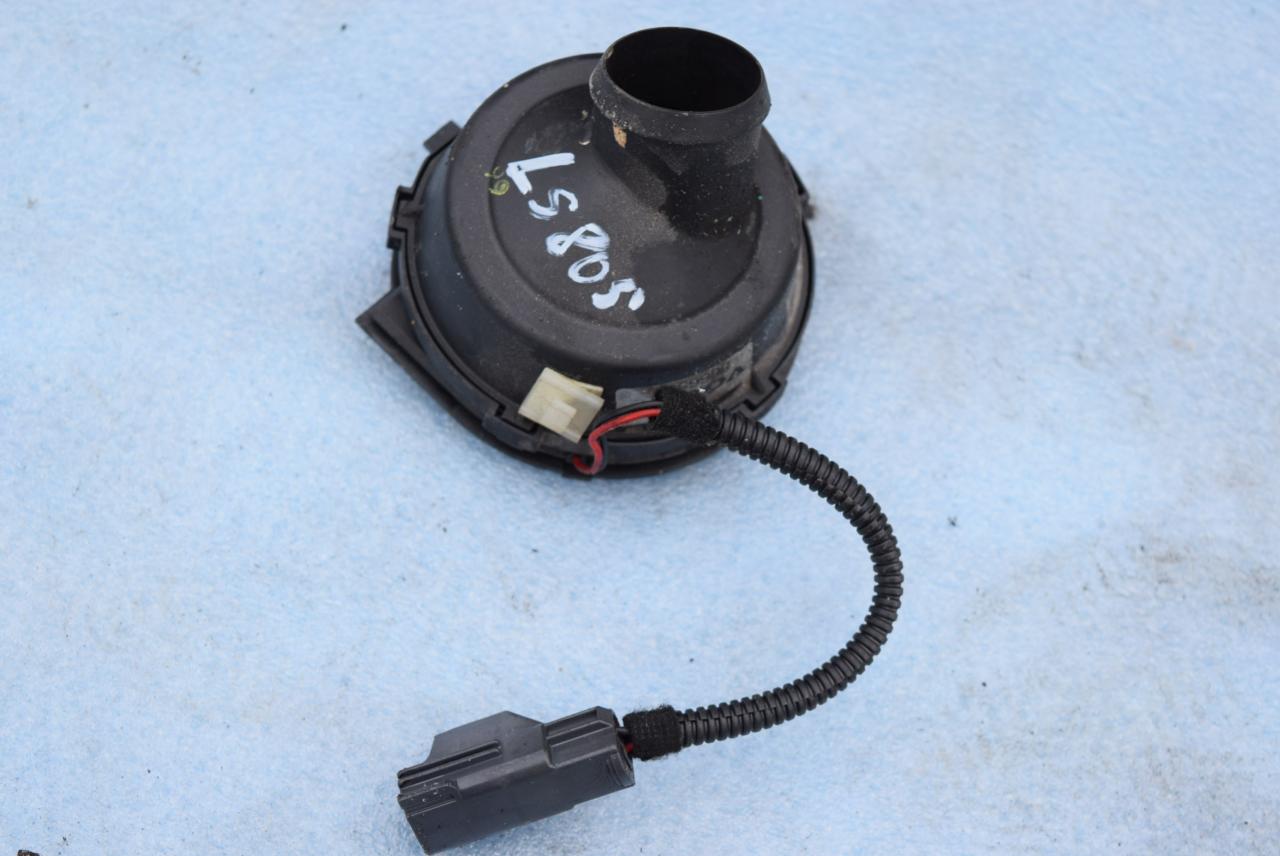 вентилятор охлаждения отсека электроники Volvo XC90 1 поколение 2004, 2.9 л., бензин, АКПП, песочный, универсал, правый руль, 8666595, 0130002843 - фото №1