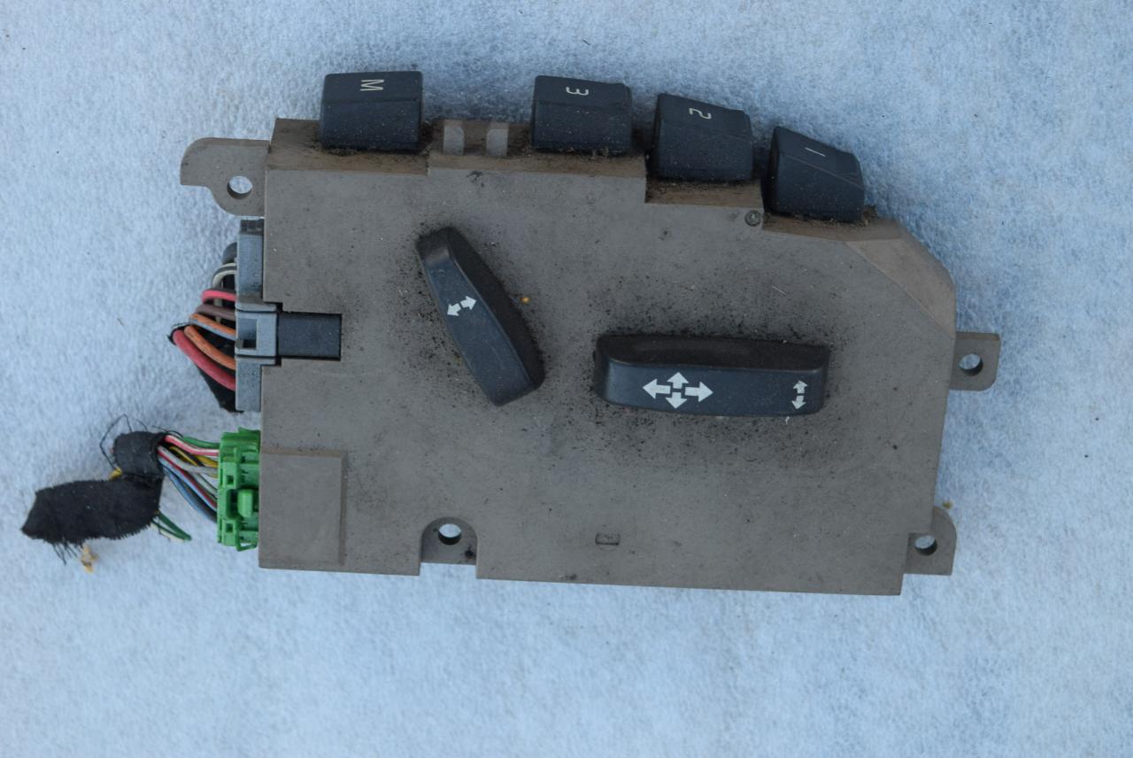 блок управления сиденьем Volvo S80 2 поколение 2007, 2.4 л., дизель, АКПП, седан, правый руль, 30797731 - фото №1