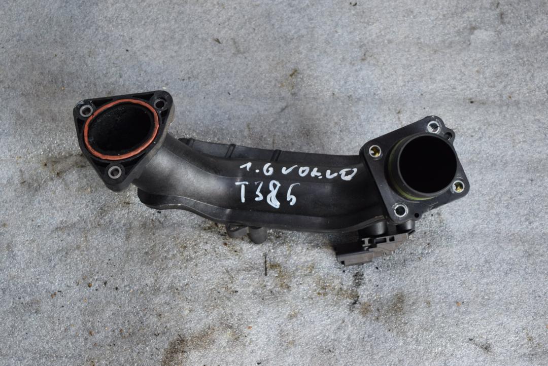 патрубок интеркулера Volvo S60 2 поколение 2011, 1.6 л., дизель, МКПП, седан, 9674951680 - фото №1