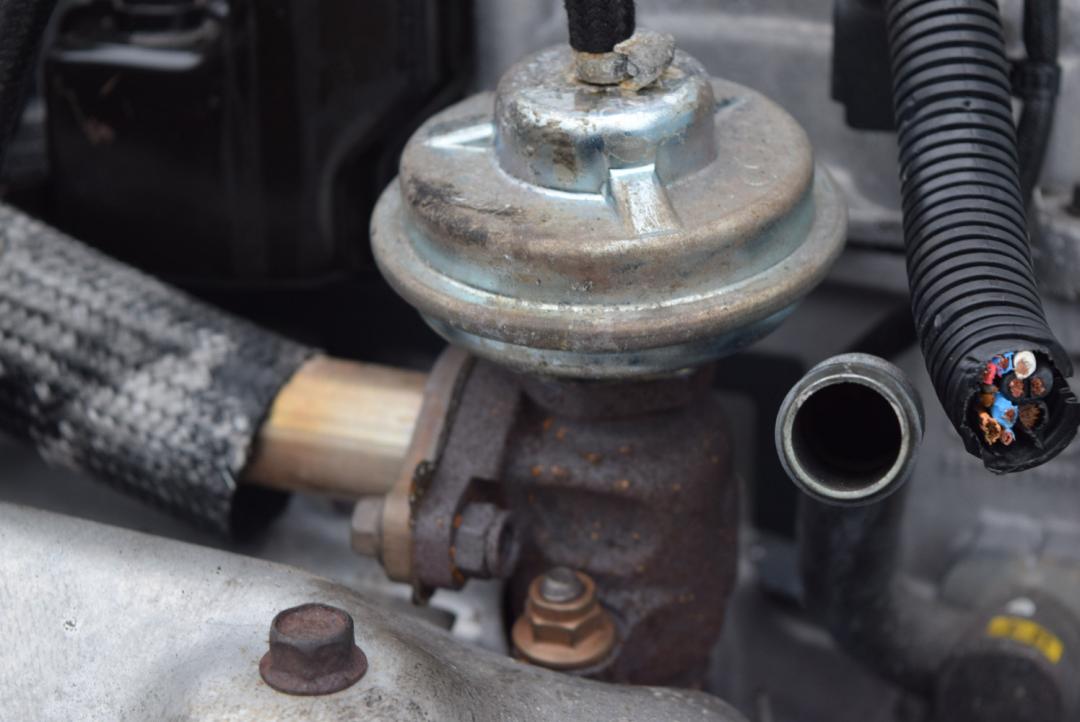 клапан EGR Hyundai Matrix 1 поколение 2005, 1.5 л., D3EA, дизель, МКПП, минивэн - фото №1