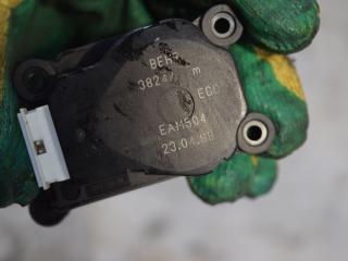 моторчик заслонки печки Volvo S80 1 поколение 2000, 2.9 л., B 6304 S3, бензин, АКПП, зеленый, седан, 38247, EAM504