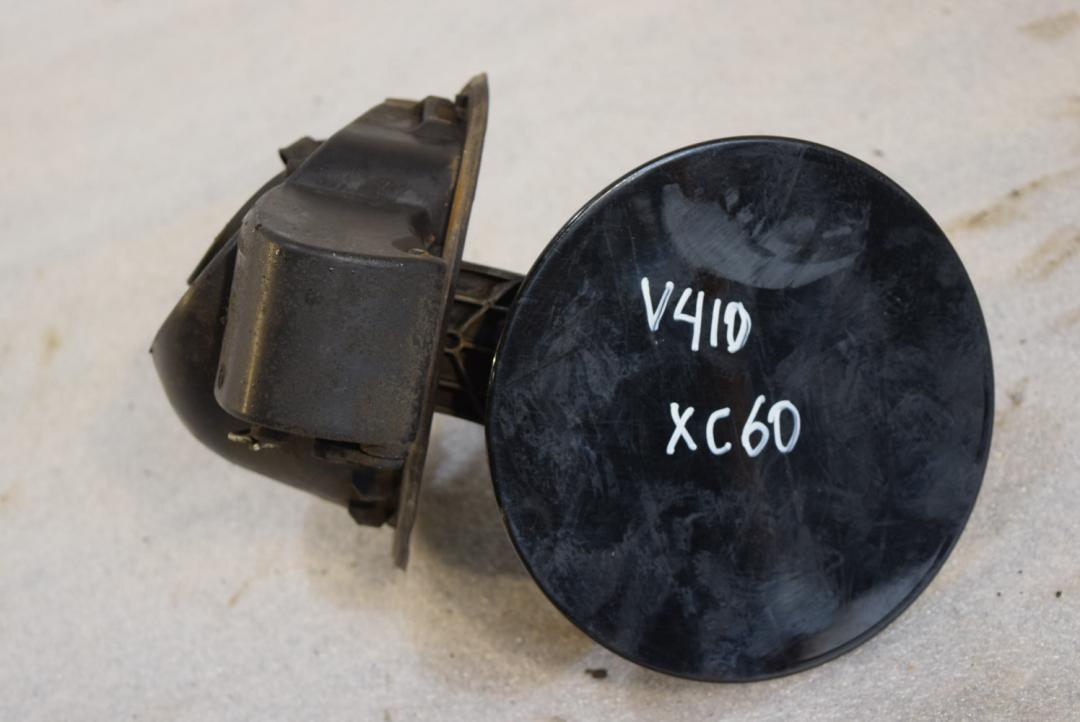 лючок топливного бака Volvo XC60 1 поколение 2010, 3.2 л., бензин, АКПП, черный, универсал - фото №1