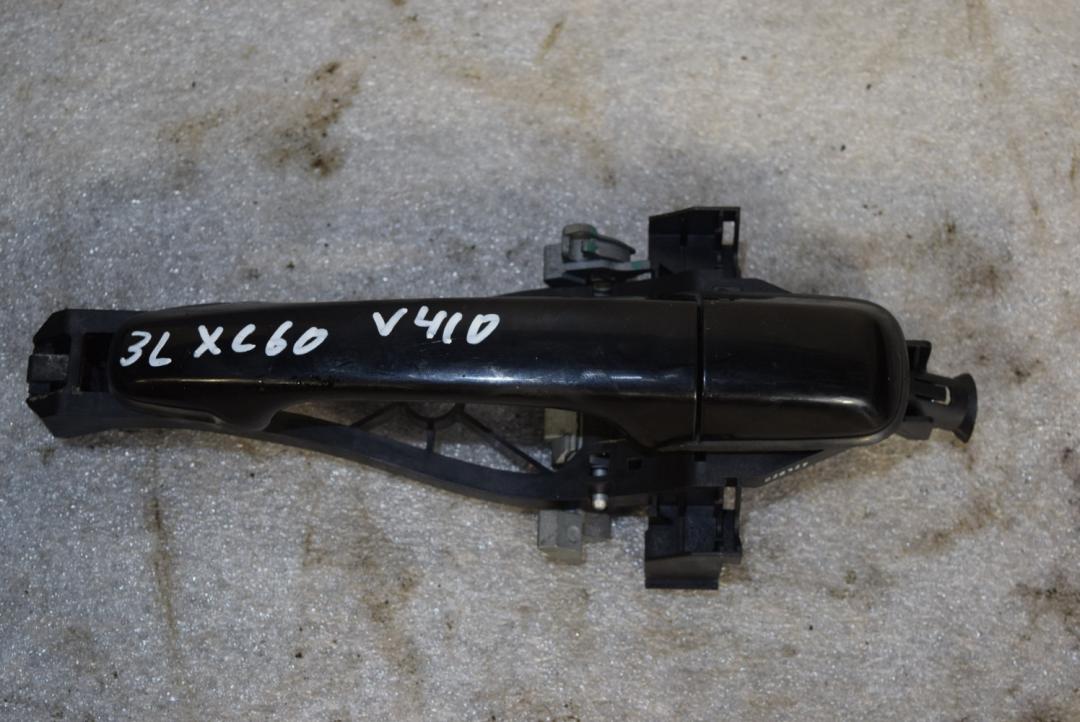 ручка наружная задняя левая Volvo XC60 1 поколение 2010, 3.2 л., бензин, АКПП, черный, универсал - фото №1