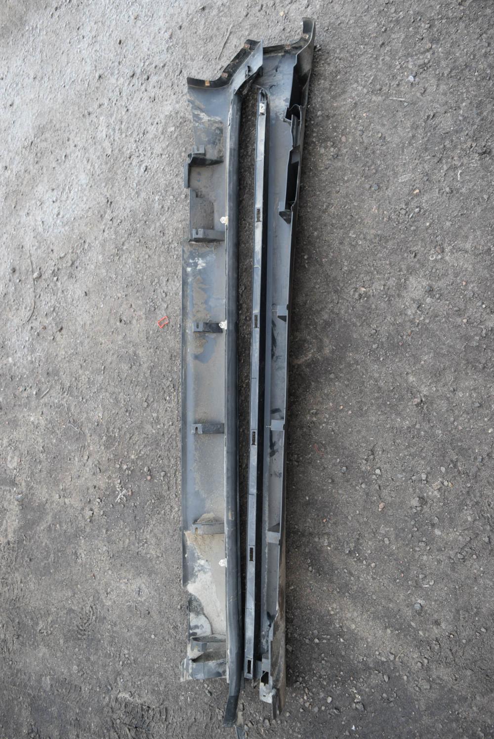 накладка на порог Volvo XC60 1 поколение 2010, 3.2 л., бензин, АКПП, черный, универсал, 31294848 - фото №1