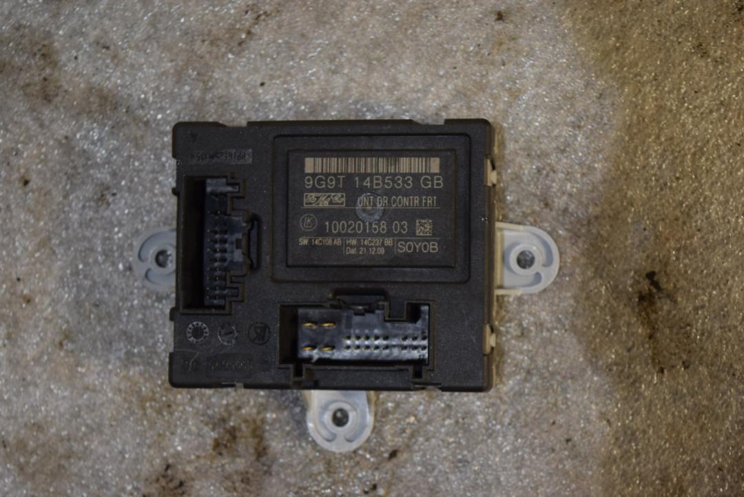 блок комфорта Volvo XC60 1 поколение 2010, 3.2 л., бензин, АКПП, черный, универсал, 9G9T14B533GB - фото №1