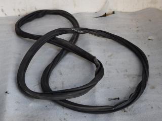 уплотнитель двери Volvo XC90 1 поколение [рестайлинг] 2009, 3.2 л., бензин, АКПП, универсал, 30762251