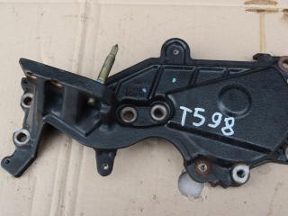 кронштейн двигателя Toyota Avensis 2 поколение (T250) 2004, 2.0 л., D-4D, 1CD-FTV, дизель, МКПП, 123150G010