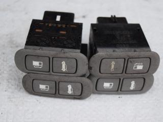 кнопка открытия лючка топливного бака Kia Sorento 1 поколение [рестайлинг] 2008, 2.5 л., CRDi, D4CB, дизель, МКПП, внедорожник 5 дв., правый руль, 935503E020