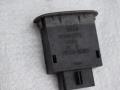 кнопка открытия лючка топливного бака Kia Sorento 1 поколение [рестайлинг] 2008, 2.5 л., CRDi, D4CB, дизель, МКПП, внедорожник 5 дв., правый руль, 935503E020 - фото №2