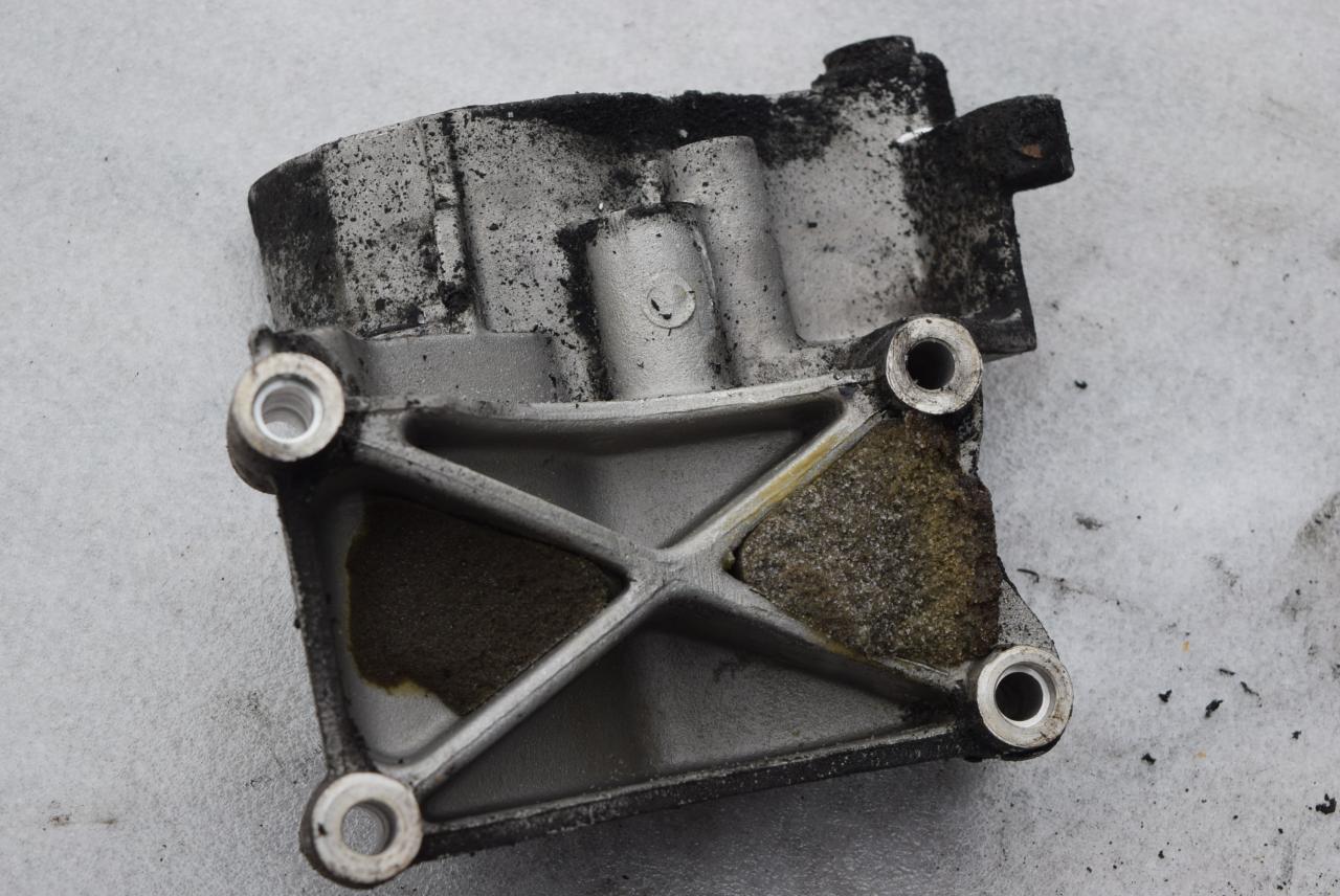 кронштейн двигателя Hyundai Getz 1 поколение 2003, 1.5 л., CRDi, D3EA, дизель, МКПП - фото №1