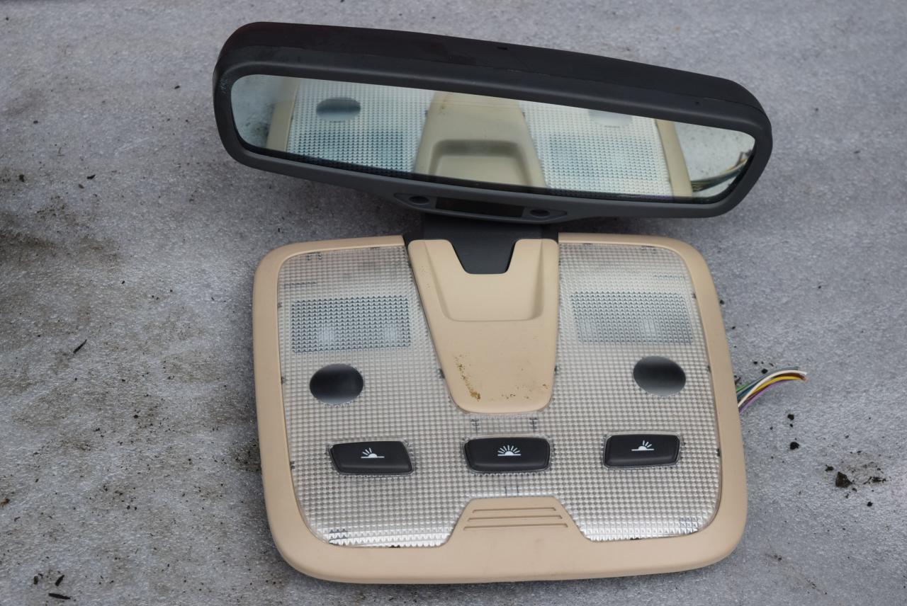 фонарь салона (плафон) Volvo S80 1 поколение 2002, 2.9 л., i, B 6294 S, бензин, АКПП, седан, передний привод - фото №1