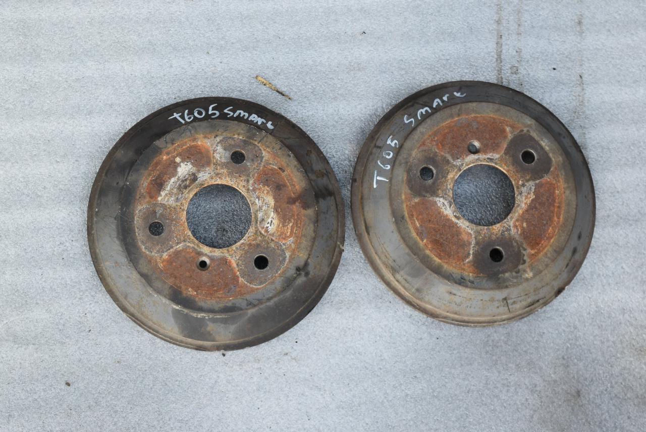 барабан тормозной Smart Fortwo 1 поколение 2002, 0.6 л., Ti, бензин, робот - фото №1