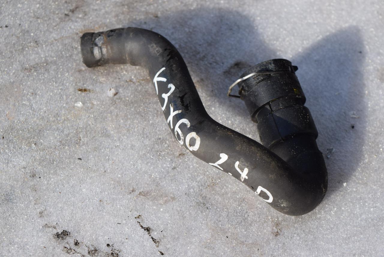 патрубок (трубопровод, шланг) Volvo XC60 1 поколение 2012, 2.4 л., D5, D 5244 T10, дизель, АКПП, полный привод - фото №1