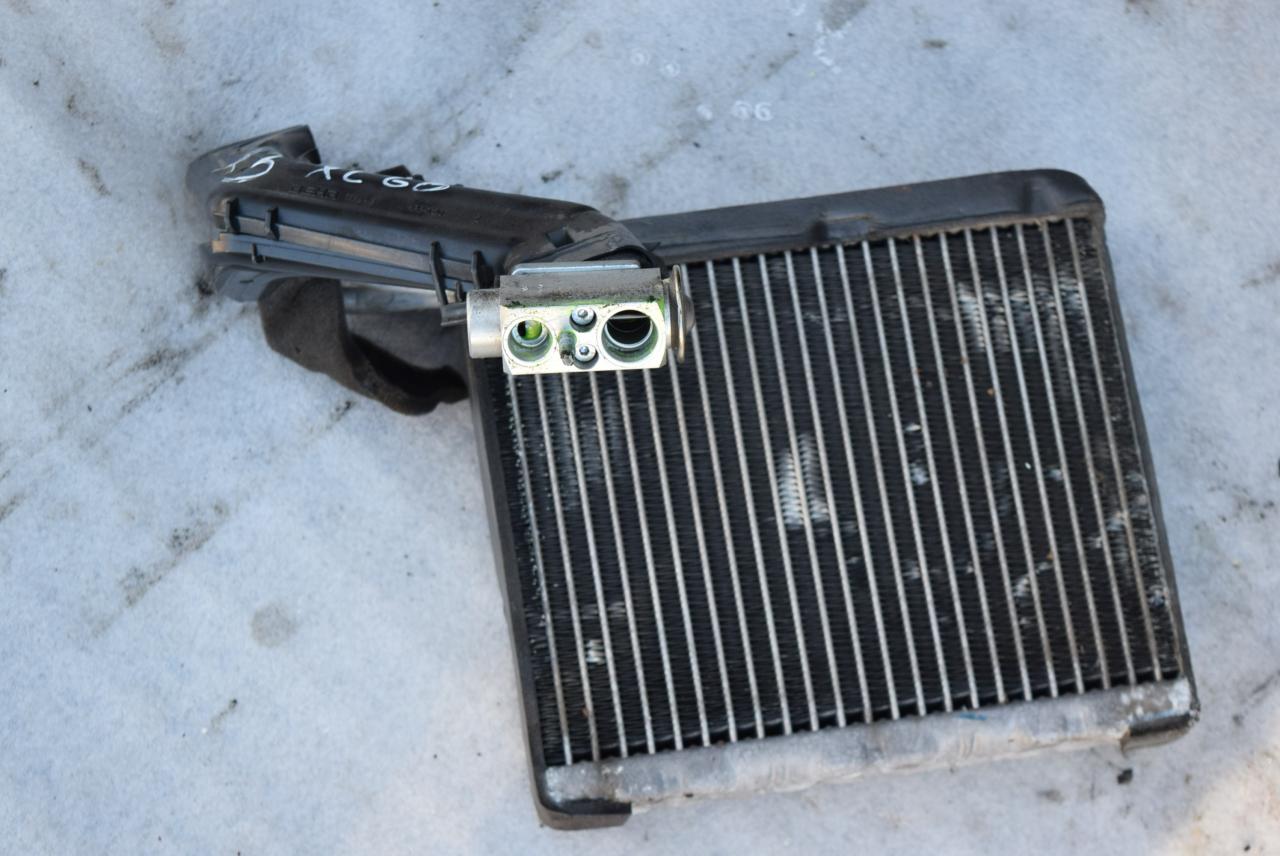 испаритель кондиционера Volvo XC60 1 поколение 2012, 2.4 л., D5, D 5244 T10, дизель, АКПП, полный привод, L5174007 - фото №1