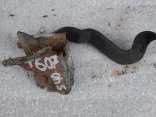 ручка открывания капота Volvo V40 1 поколение [2-й рестайлинг] 2003, 1.8 л., i, B 4184 S, бензин, МКПП, универсал, FPC100200