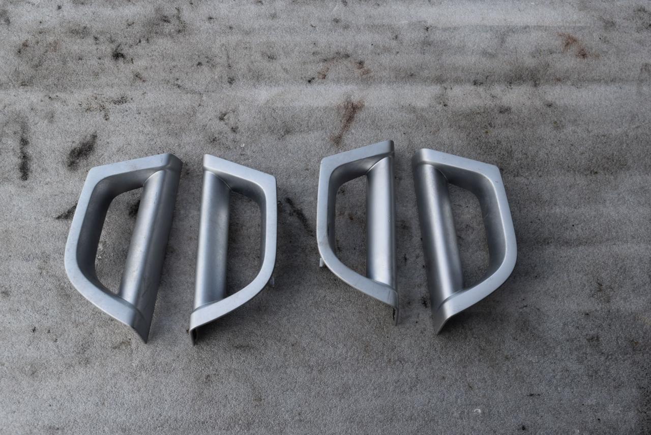 накладка двери внутренняя Volvo XC90 1 поколение 2006, 2.4 л., D5, D 5244 T4, дизель, АКПП, внедорожник 5 дв., полный подключаемый привод, 08650071, 08650070 - фото №1