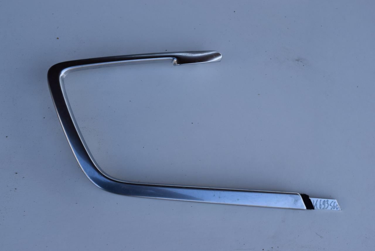 накладка на ручку Volvo S60 2 поколение 2011, 2.0 л., дизель, АКПП, серый, седан, правый руль, 8635882 - фото №1