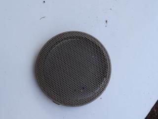 Накладка (сетка) динамика Kia Sorento 1 поколение [рестайлинг] 2008, 2.5 л., CRDi, D4CB, дизель, МКПП, внедорожник 5 дв., правый руль, 833123E000