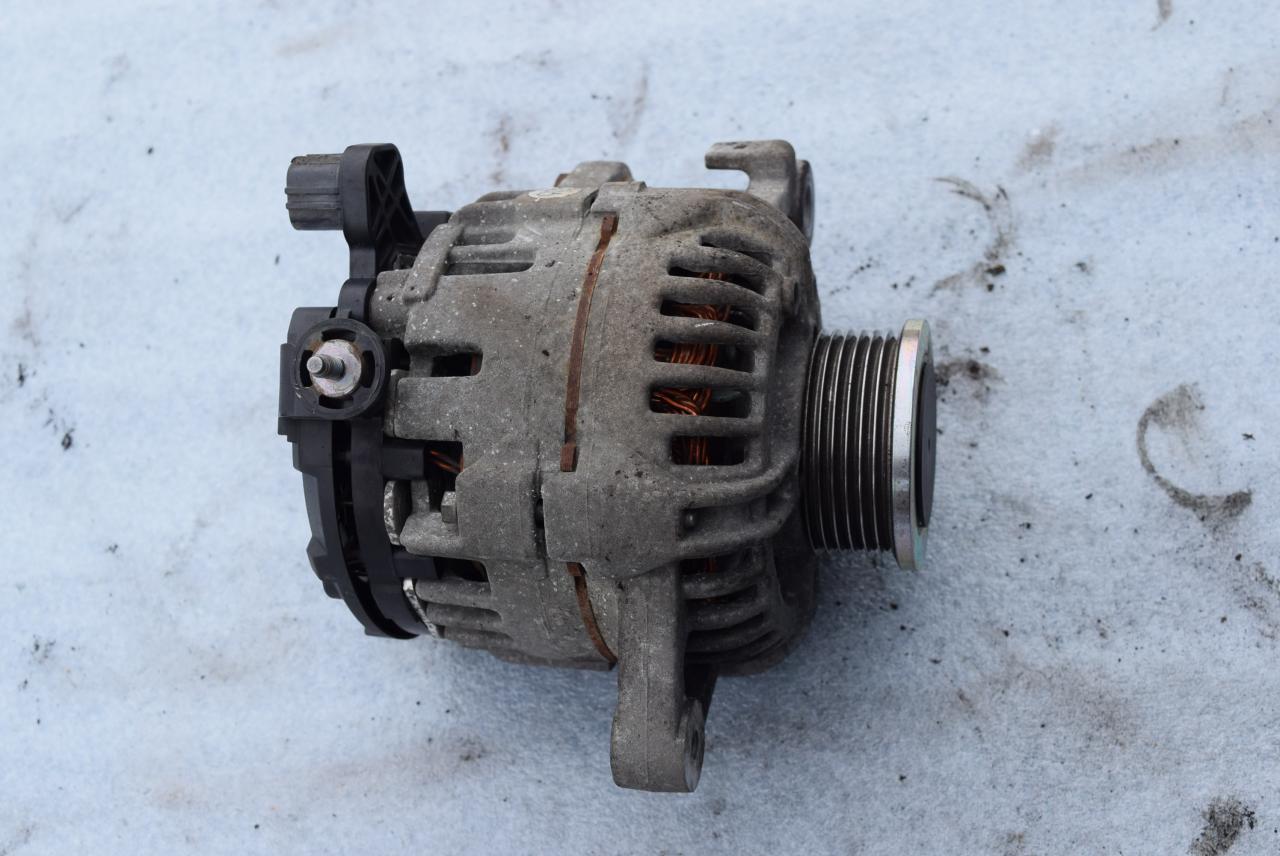 генератор Toyota Yaris XP9 2007, 1.4 л., D-4D, 1ND-TV, дизель, МКПП, хетчбэк 5 дв., 270600N011, 0124225055 - фото №1