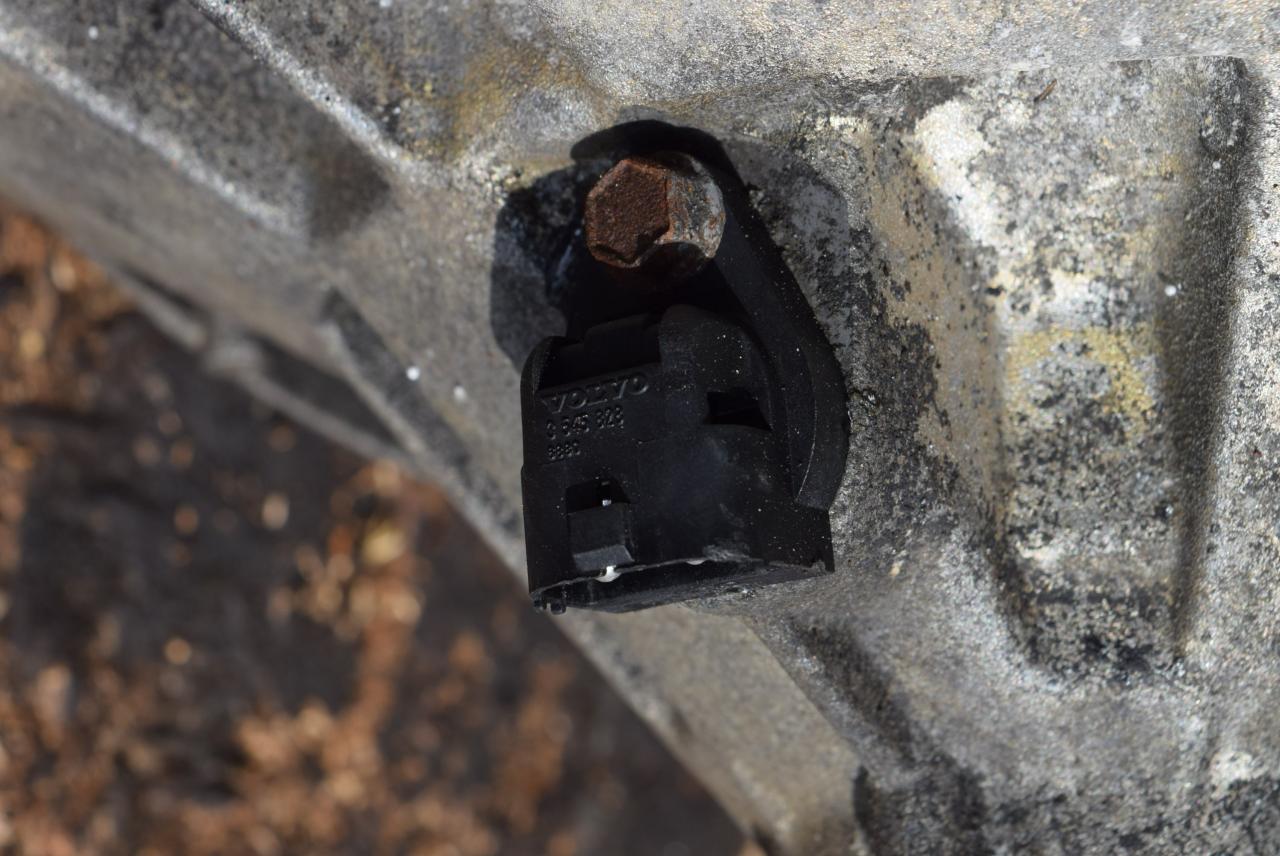 датчик скорости Volvo 850 1 поколение 1992, 2.5 л., i, бензин, МКПП, седан, передний привод, 3545828 - фото №1