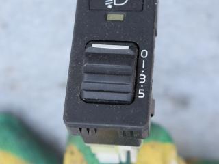 кнопка корректора фар Volvo 850 1 поколение 1992, 2.5 л., i, бензин, МКПП, седан, передний привод, 3523725