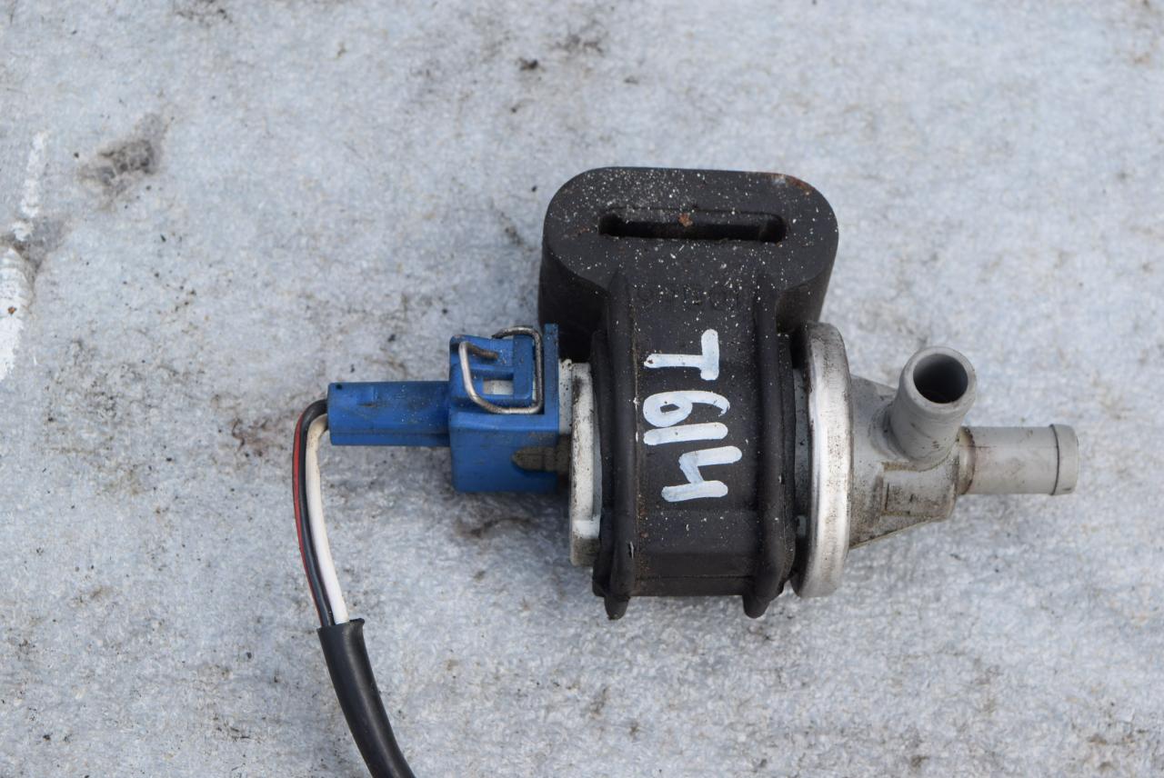 электромагнитный клапан Volvo 850 1 поколение 1992, 2.5 л., i, бензин, МКПП, седан, передний привод, 72259400 - фото №1