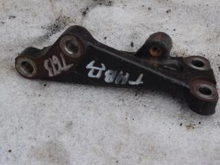 кронштейн ТНВД Toyota Avensis 1 поколение (T220) [рестайлинг] 2002, 2.0 л., D-4D, 1ND-TV, дизель, МКПП