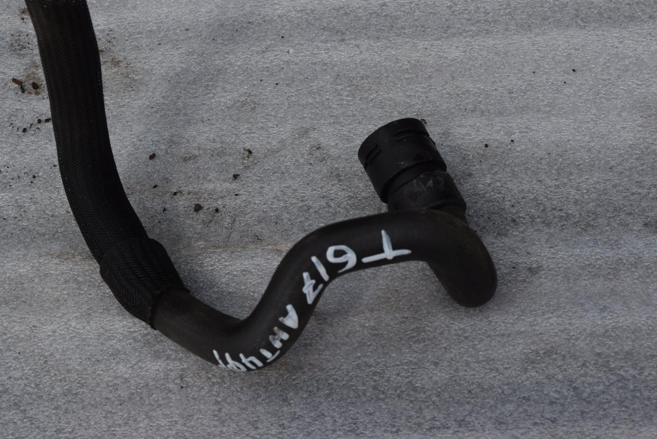 патрубок (трубопровод, шланг) Volvo XC70 3 поколение 2010, 2.4 л., D5, D 5244 T10, дизель, АКПП, универсал, полный привод - фото №1