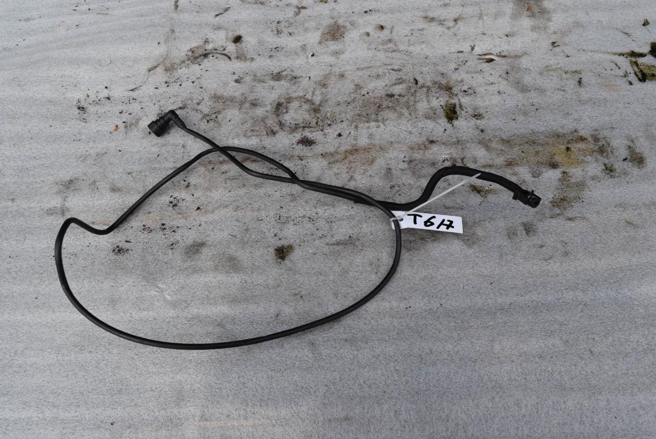 патрубок расширительного бачка Volvo XC70 3 поколение 2010, 2.4 л., D5, D 5244 T10, дизель, АКПП, универсал, полный привод, 9G918K012 - фото №1