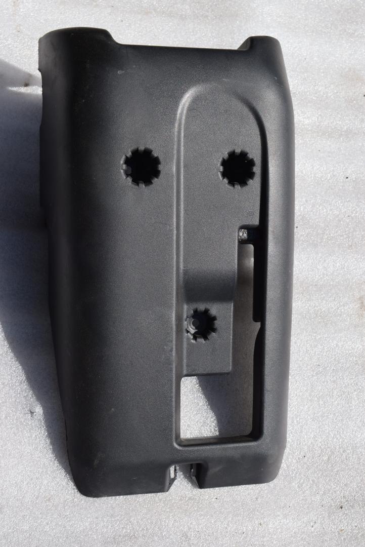 кожух рулевой колонки Volvo XC70 3 поколение 2010, 2.4 л., D5, D 5244 T10, дизель, АКПП, универсал, полный привод, 8648403 - фото №1