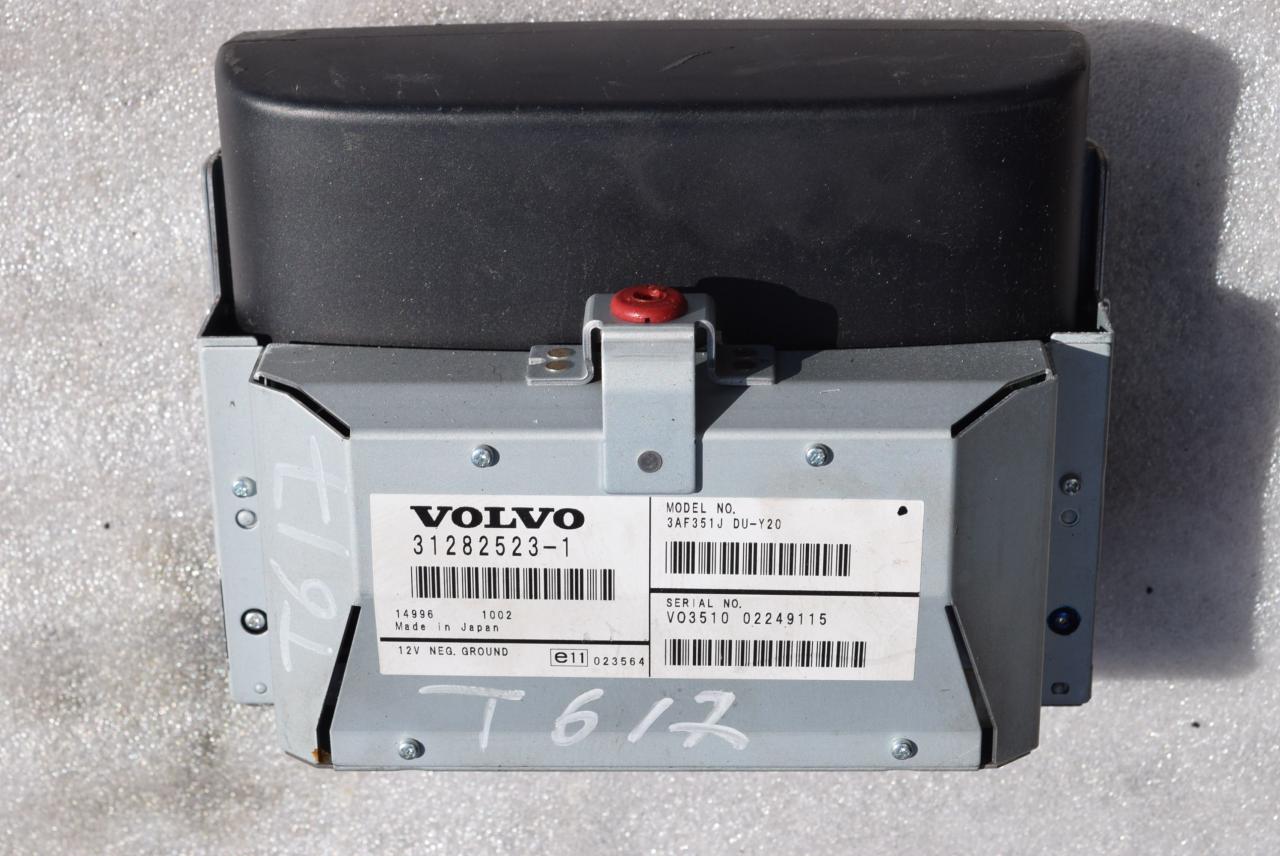 дисплей Volvo XC70 3 поколение 2010, 2.4 л., D5, D 5244 T10, дизель, АКПП, универсал, полный привод, 31282523 - фото №1