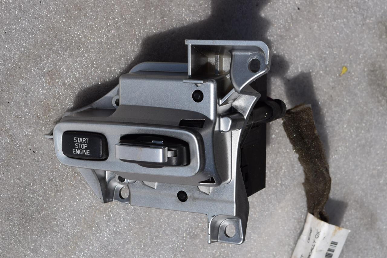 замок зажигания Volvo XC70 3 поколение 2010, 2.4 л., D5, D 5244 T10, дизель, АКПП, универсал, полный привод - фото №1