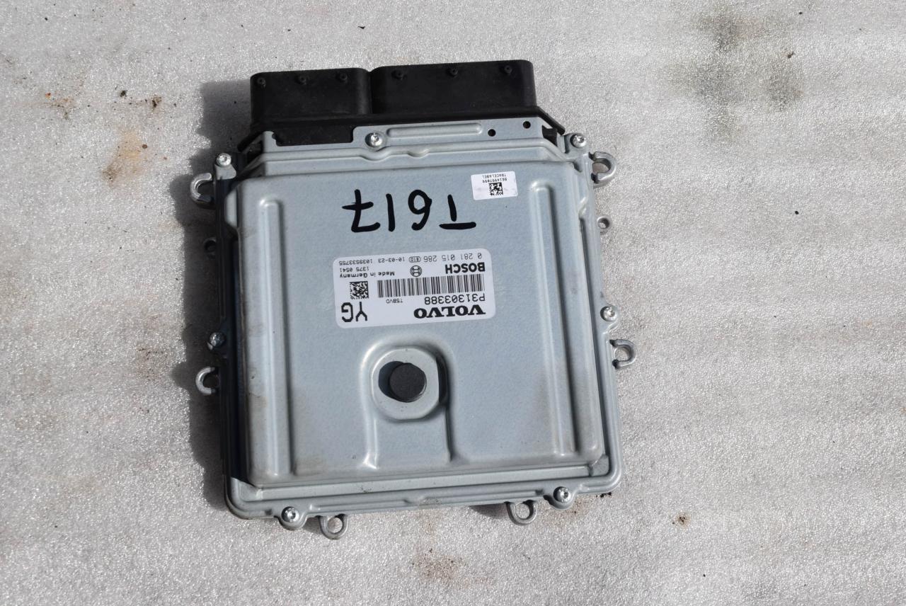 блок управления двигателем Volvo XC70 3 поколение 2010, 2.4 л., D5, D 5244 T10, дизель, АКПП, универсал, полный привод, 31303388, 0281015286, P31303388 - фото №1