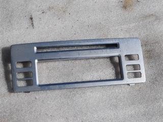 накладка декоративная Volvo XC70 3 поколение 2010, 2.4 л., D5, D 5244 T10, дизель, АКПП, универсал, полный привод, 1303415