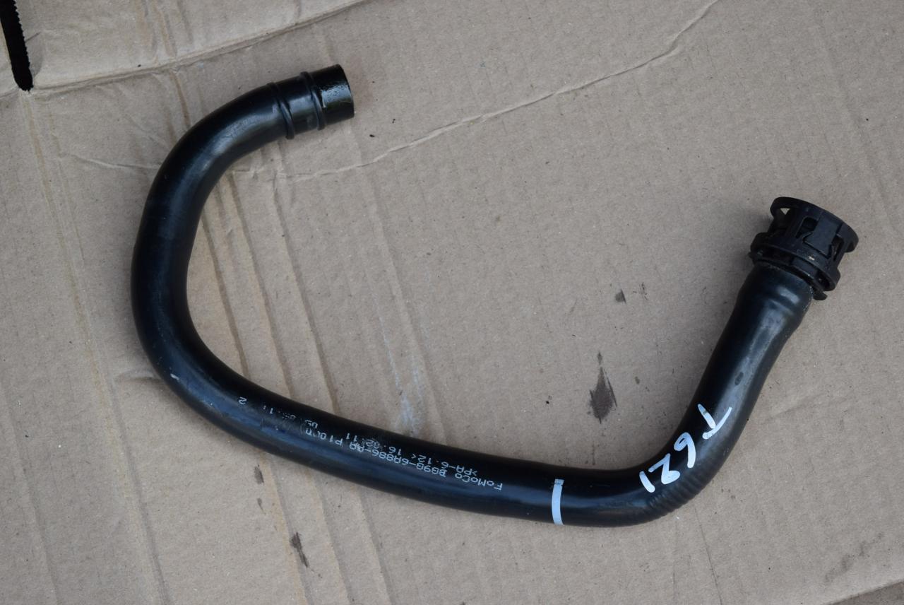 трубка вентиляции картерных газов Volvo S60 2 поколение 2011, 1.6 л., B 4164 T3, бензин, АКПП, седан, BG9G6A886AA - фото №1