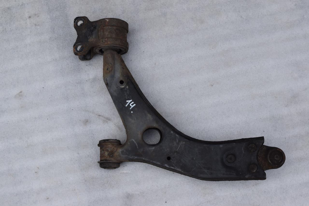 рычаг передний правый Volvo S40 2 поколение 2005, 1.8 л., i, B 4184 S11, бензин, МКПП, седан - фото №1