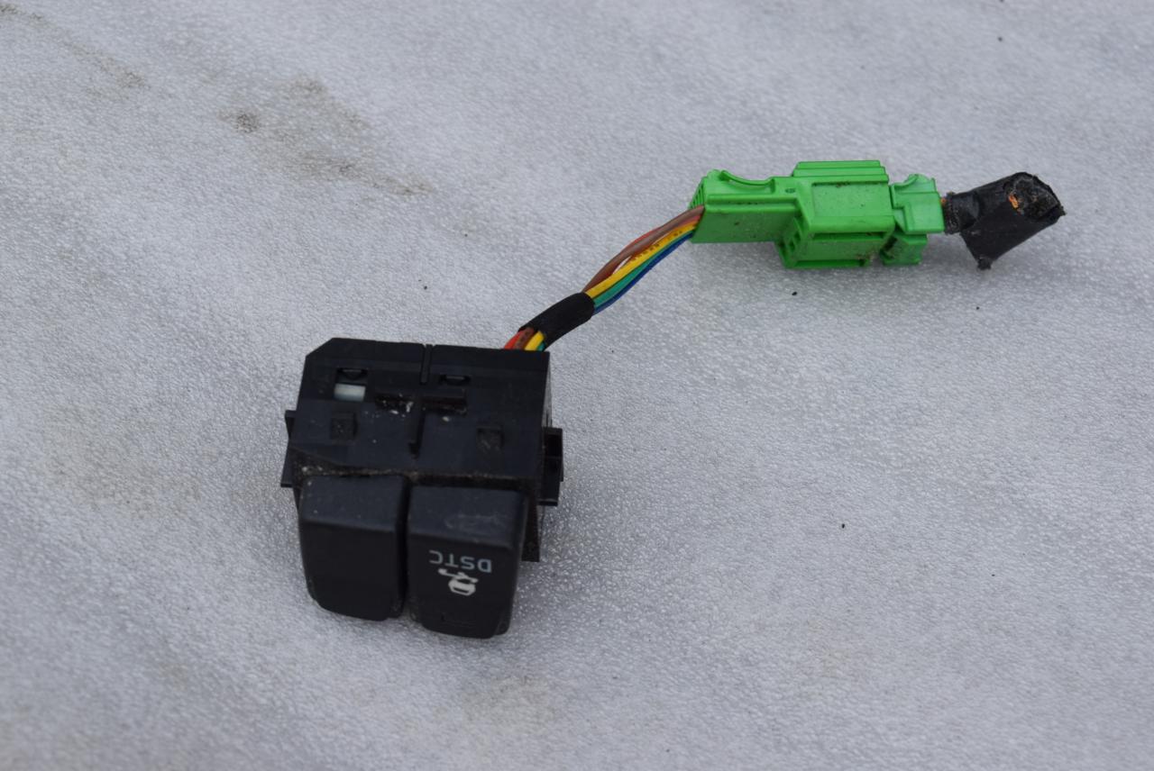 кнопка ASC / ESP Volvo S40 2 поколение 2005, 1.8 л., i, B 4184 S11, бензин, МКПП, седан, 8691530 - фото №1