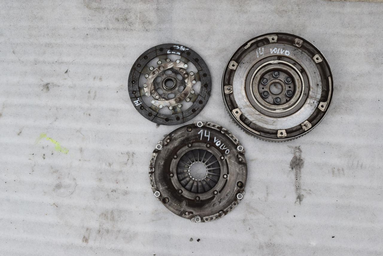 комплект сцепления Volvo S40 2 поколение 2005, 1.8 л., i, B 4184 S11, бензин, МКПП, седан, 3M516477EB - фото №1